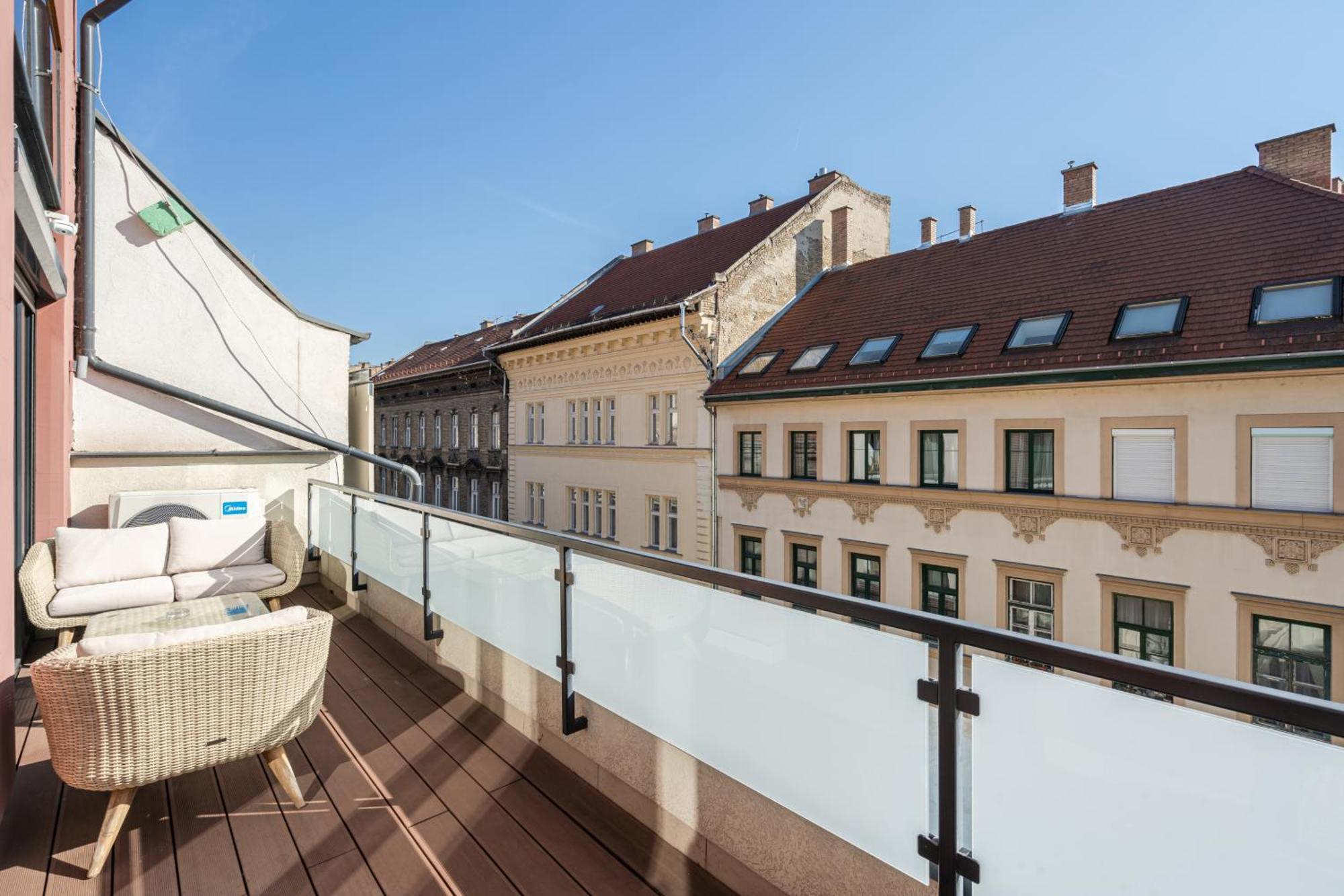 Kiraly 44 Luxury Apartment With Free Parking Budapeste Exterior foto