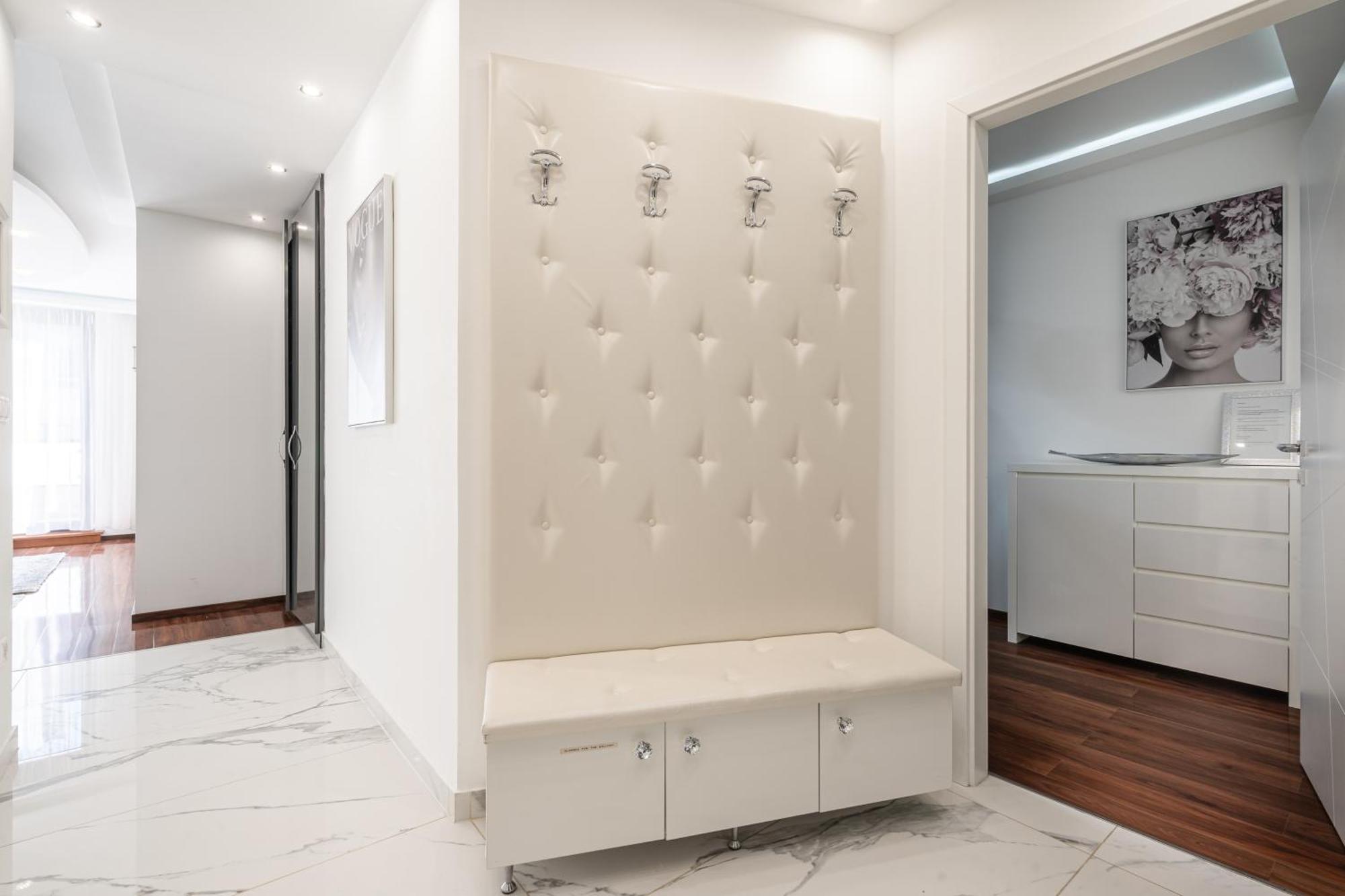 Kiraly 44 Luxury Apartment With Free Parking Budapeste Exterior foto